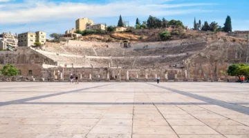 طقس دافئ نسبياً في معظم المناطق