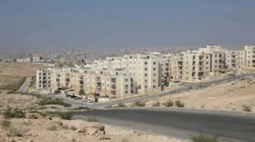 تجهيز قوائم تحتوي على 1039 قطعة أرض للمعلمين في المحافظات