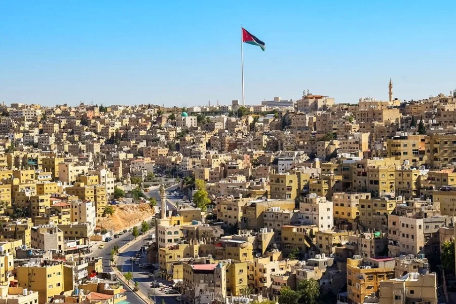 طقس صيفي معتدل في معظم المناطق حتى يوم الثلاثاء طقس صيفي معتدل في معظم المناطق حتى يوم الثلاثاء