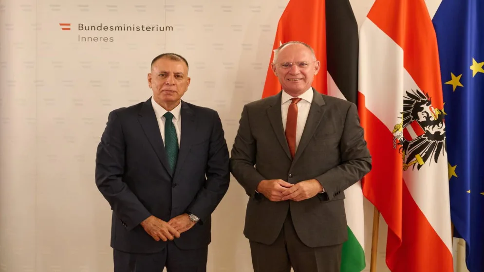 وزير الداخلية من فيينا: الأردن يؤيد إعادة اللاجئين السوريين طوعاً وزير الداخلية من فيينا: الأردن يؤيد إعادة اللاجئين السوريين طوعاً