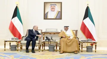 الصفدي ينقل تحيات جلالة الملك وولي العهد إلى أمير الكويت