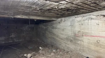 محافظ إربد يطلب من سكان عمارة مضطربة إصلاح عاجل للشقوق الموجودة فيها