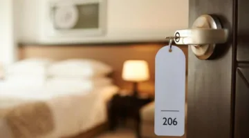 عمان تتصدر قطاع الفنادق بالحجوزات بينما البترا متأخرة.