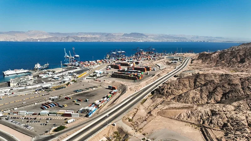 روابط جديدة بين موانئ الصين والبحر الأحمر تشمل ميناء العقبة – التفاصيل هنا روابط جديدة بين موانئ الصين والبحر الأحمر تشمل ميناء العقبة – التفاصيل هنا