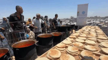 الحملة الأردنية تستمر في تنفيذ برنامجها الإغاثي في غزة وتقوم بتوزيع الوجبات الغذائية