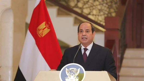 الرئيس السيسي يبرز لنظيره الأوكراني أهمية الحلول السياسية والدبلوماسية لإنهاء الأزمة. الرئيس السيسي يبرز لنظيره الأوكراني أهمية الحلول السياسية والدبلوماسية لإنهاء الأزمة.