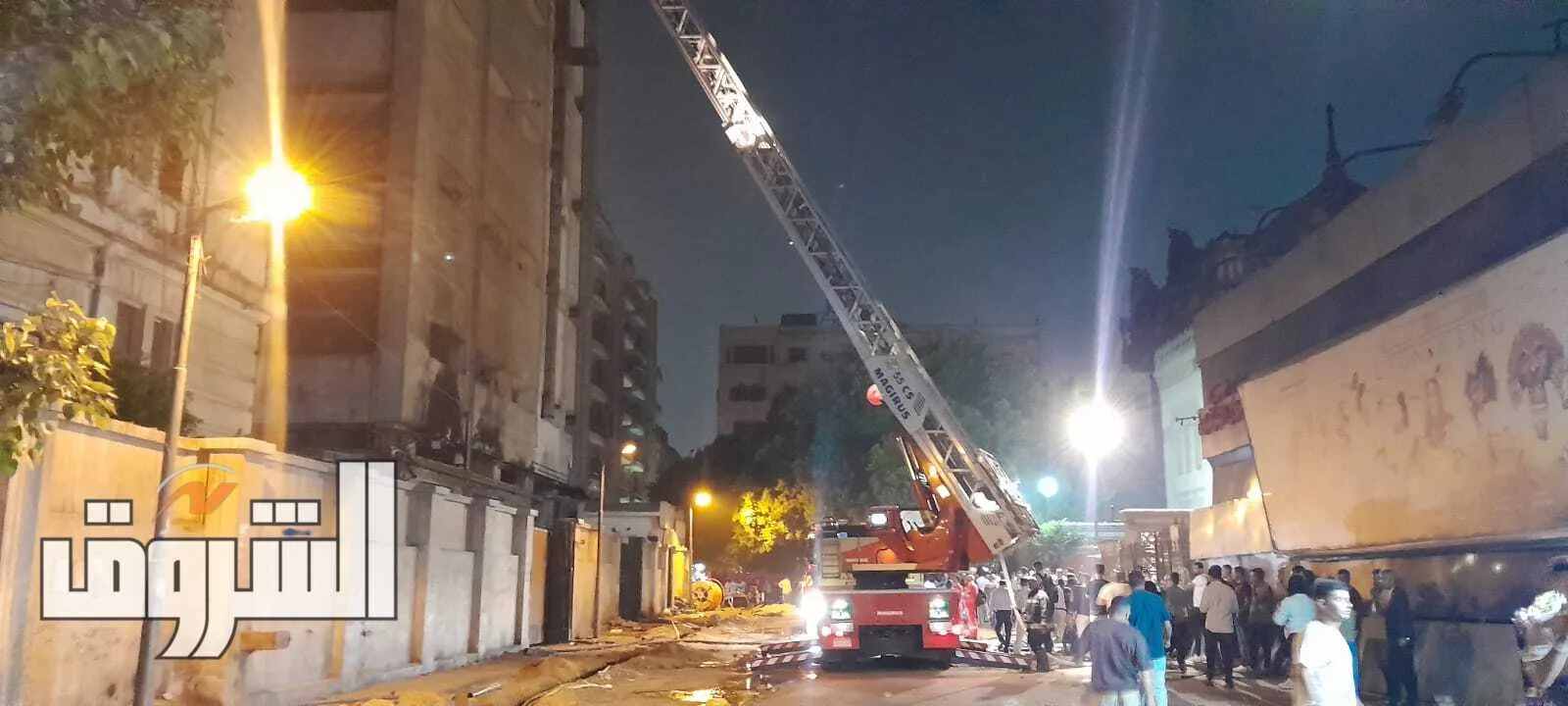 قوات الحماية المدنية تقوم بتبريد الحريق الجديد في سنترال رمسيس بعد السيطرة عليه قوات الحماية المدنية تقوم بتبريد الحريق الجديد في سنترال رمسيس بعد السيطرة عليه