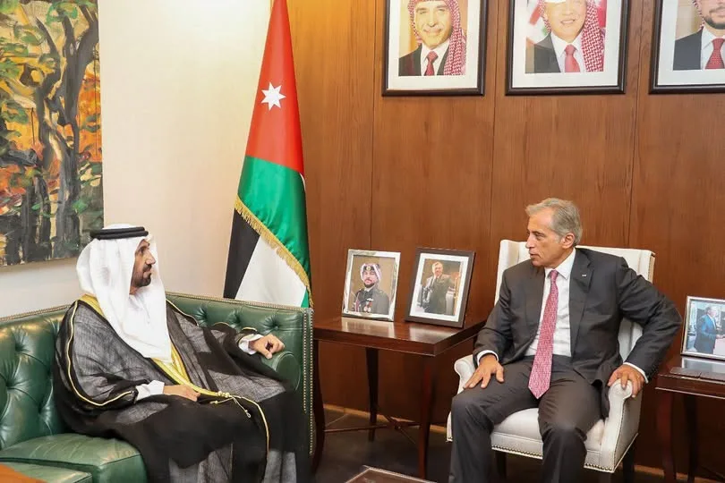 “اليماحي” يثني على جهود الملك عبدالله الثاني في دعم القضايا العربية وتعزيز الاستقرار في المنطقة “اليماحي” يثني على جهود الملك عبدالله الثاني في دعم القضايا العربية وتعزيز الاستقرار في المنطقة