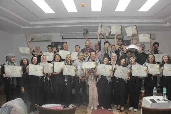 اختتام ورشة الإلقاء ضمن المهرجان القومي للمسرح.. تكريم وشهادات تقديرية من محمد رياض اختتام ورشة الإلقاء ضمن المهرجان القومي للمسرح.. تكريم وشهادات تقديرية من محمد رياض