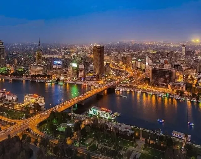 مصر تطمح إلى الحصول على تمويل بقيمة مليار دولار لتطوير مدينة طبية عالمية في العاصمة الإدارية الجديدة. مصر تطمح إلى الحصول على تمويل بقيمة مليار دولار لتطوير مدينة طبية عالمية في العاصمة الإدارية الجديدة.