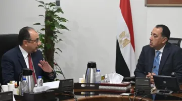 رئيس الوزراء يناقش مع وزير قطاع الأعمال كيفية تحقيق أقصى استفادة من الأراضي والأصول غير المُستخدمة.