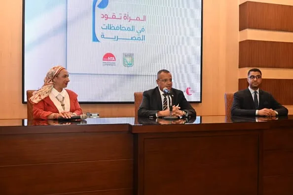 محافظ جنوب سيناء يجتمع بالمتدربات في إطار برنامج “المرأة في القيادة بالمحافظات المصرية”