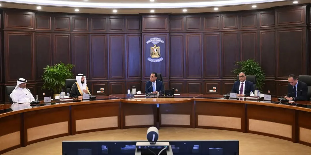 رئيس الوزراء يجتمع برئيس مجلس إدارة مجموعة “سمو القابضة” السعودية رئيس الوزراء يجتمع برئيس مجلس إدارة مجموعة “سمو القابضة” السعودية