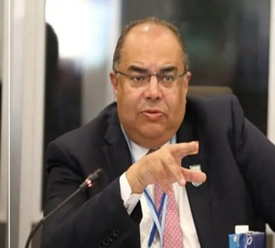 محمود محي الدين: يجب على مصر تعزيز علاقاتها مع إفريقيا وآسيا لأن اقتصادها المحلي غير كافٍ.