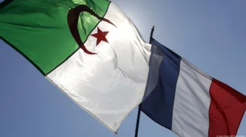 لماذا ألغت الجزائر بطاقات الدخول المميزة لمطاراتها وموانئها الممنوحة للسفارة الفرنسية؟