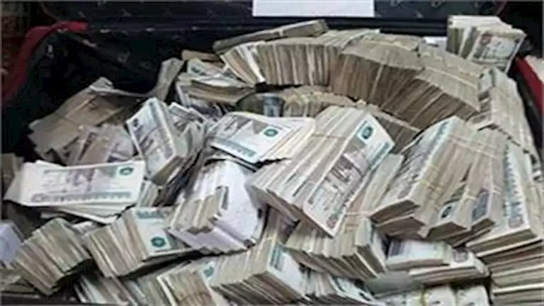 6 ملايين جنيه: إجمالي خسائر قضايا تجارة العملة خلال 24 ساعة 6 ملايين جنيه: إجمالي خسائر قضايا تجارة العملة خلال 24 ساعة