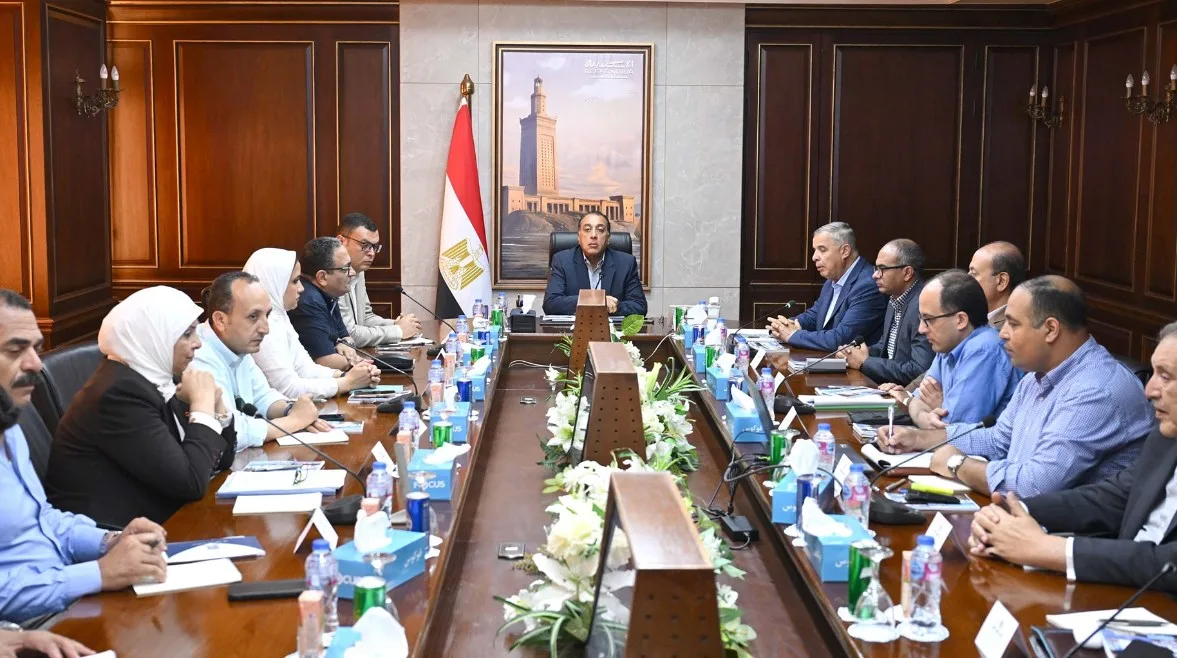 60 ألف وحدة سكنية.. مدبولي يقدم خبرًا مفرحًا لأهالي الإسكندرية 60 ألف وحدة سكنية.. مدبولي يقدم خبرًا مفرحًا لأهالي الإسكندرية