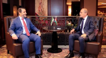 الصفدي يجتمع بالشيباني في بروكسل