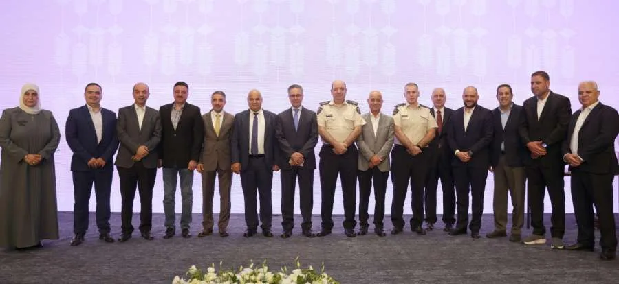 وزارة الصناعة في عُمان تكرم أول 100 شركة مشاركة في برنامج صنع في الأردن (صور) وزارة الصناعة في عُمان تكرم أول 100 شركة مشاركة في برنامج صنع في الأردن (صور)