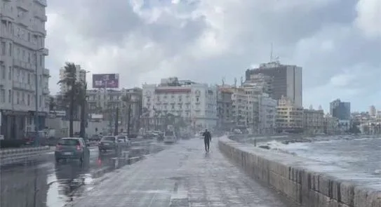فيديو.. هيئة الأرصاد: توقعات بأمطار رعدية وارتفاع جديد في درجات الحرارة غداً