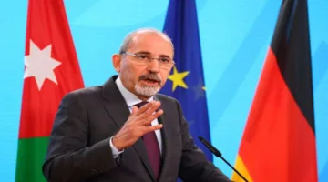 الصفدي يلتقي وزير الخارجية الأمريكي في واشنطن