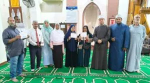 مديرية الأوقاف تكرم الأفراد الذين تغلبوا على الأمية في جناين السويس