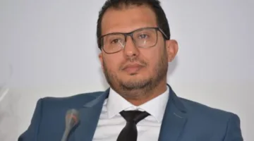 لماذا تأجل خطاب النصر من قبل الملك؟