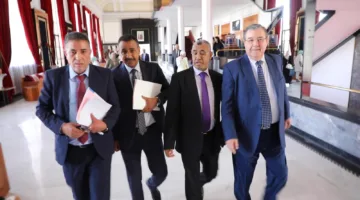 المعارضة تحذر من استغلال المونديال لأغراض سياسية وتحويله إلى “حدث انتخابي”