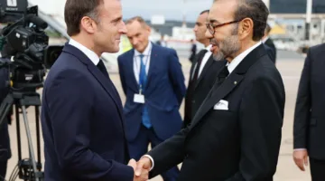 الملك يتواصل مع ماكرون