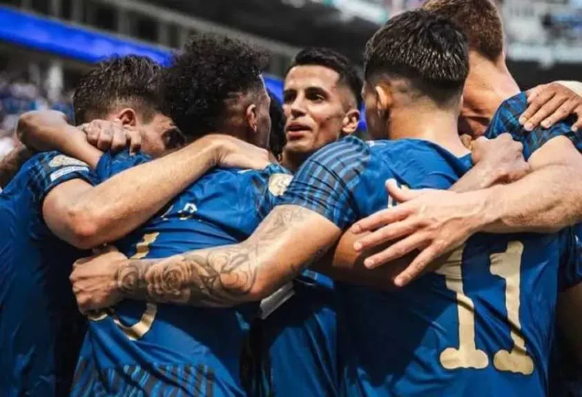 نتيجة مباراة الهلال ومانشستر سيتي اليوم.. الزعيم يصنع التاريخ ويتأهل إلى ربع نهائي كأس العالم للأندية 2025 نتيجة مباراة الهلال ومانشستر سيتي اليوم.. الزعيم يصنع التاريخ ويتأهل إلى ربع نهائي كأس العالم للأندية 2025