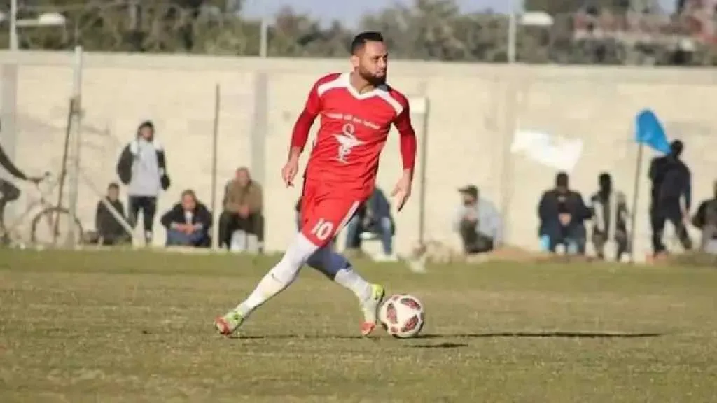عاجل | استشهاد اللاعب الفلسطيني مهند الليلي جراء غارة جوية إسرائيلية على غزة عاجل | استشهاد اللاعب الفلسطيني مهند الليلي جراء غارة جوية إسرائيلية على غزة