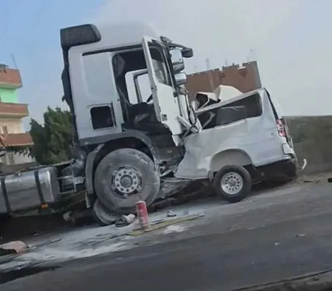 عاجل | حكم بالسجن 15 سنة على سائق تريلا تسبب في وفاة 18 فتاة في حادث على الطريق الإقليمي بالمنوفية عاجل | حكم بالسجن 15 سنة على سائق تريلا تسبب في وفاة 18 فتاة في حادث على الطريق الإقليمي بالمنوفية