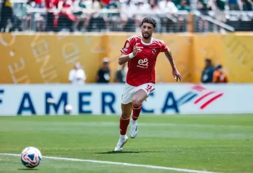 الميركاتو الصيفي: انسحاب الريان القطري والوصل الإماراتي من صفقة وسام أبو علي بسبب شروط الأهلي