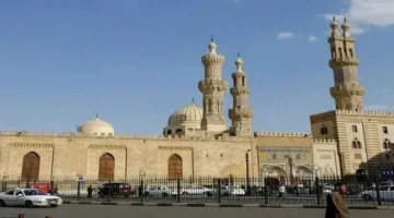 في إعلان رسمي، الأزهر يعرب عن استهجانه لزيارة مجموعة من الأئمة الأوروبيين إلى الكيان الصهيوني ويؤكد: لا صلة لهم بالإسلام.