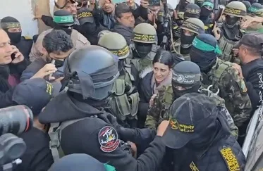 حماس توافق على الإفراج عن 10 محتجزين خلال محادثات وقف إطلاق النار حماس توافق على الإفراج عن 10 محتجزين خلال محادثات وقف إطلاق النار