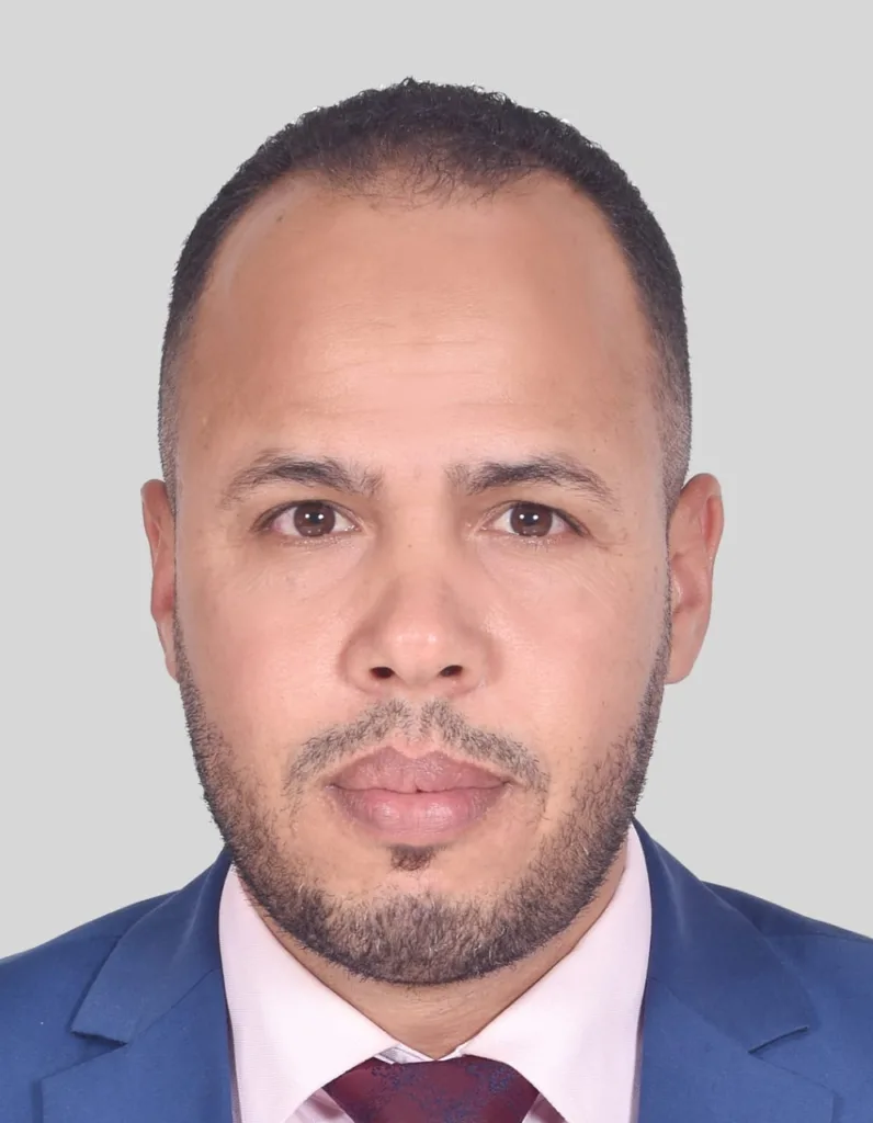 رؤية تتعلق بالتكليف بالمناصب الرفيعة في إدارات الدولة: إدارة الأمور الراهنة وإعاقة المشاريع العامة