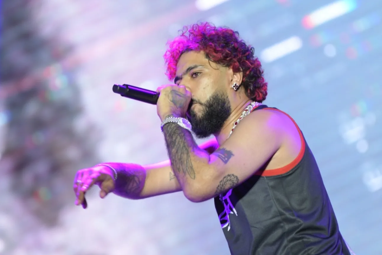 نقيب الفنانين ينبه من “انحدار المحتوى التلفزيوني” بعد عرض حفلة “طوطو” نقيب الفنانين ينبه من “انحدار المحتوى التلفزيوني” بعد عرض حفلة “طوطو”