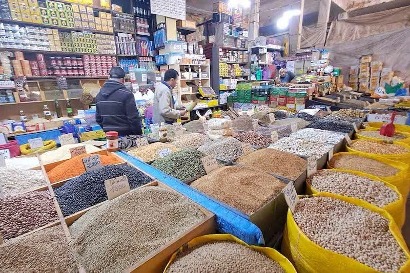 زيادة هوامش الربح في توزيع المواد الغذائية تؤدي إلى تفاقم التضخم في المغرب.