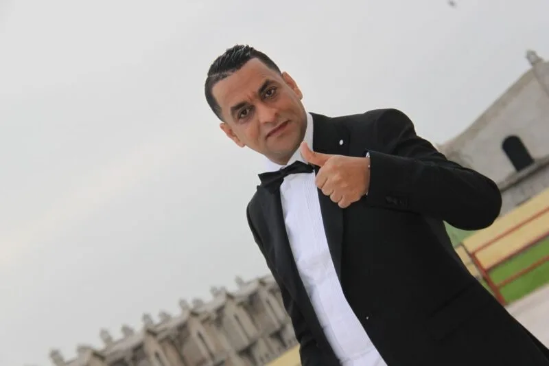تقدير الفنان حميد السرغيني في فرنسا تقدير الفنان حميد السرغيني في فرنسا