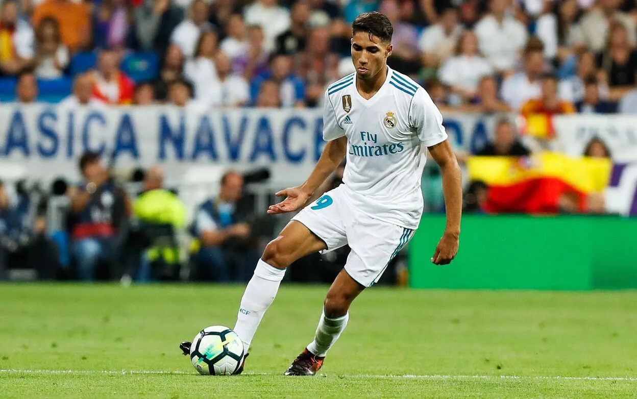 حكيمي يواجه ريال مدريد.. “الظهير الديناميكي” في لقاء مع من رعاه حكيمي يواجه ريال مدريد.. “الظهير الديناميكي” في لقاء مع من رعاه