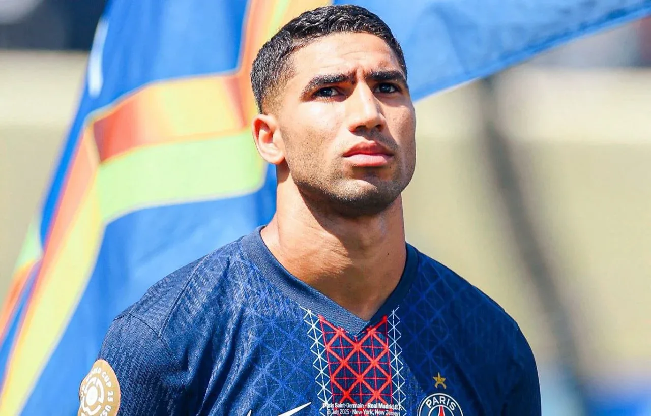 محلل مصري: فوز حكيمي بجائزة الكرة الذهبية غير مرجح بسبب “العنصرية” والمنافسة الشديدة محلل مصري: فوز حكيمي بجائزة الكرة الذهبية غير مرجح بسبب “العنصرية” والمنافسة الشديدة