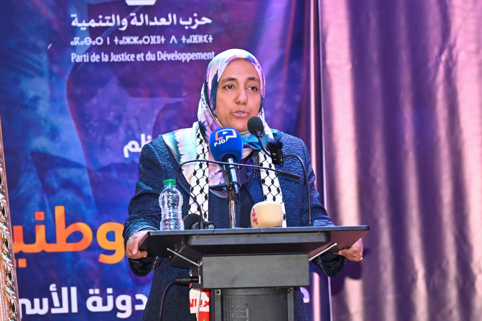 نساء “البيجيدي” يدعمون بنكيران ويعتقدون أن النسويات يخدمون مصالح سياسية معينة