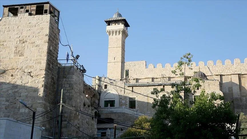 وزير الأوقاف الفلسطيني: المسجد الإبراهيمي هو propriété exclusive للمسلمين وزير الأوقاف الفلسطيني: المسجد الإبراهيمي هو propriété exclusive للمسلمين