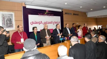اتحاديو فرنسا يطالبون بإنهاء “الانحرافات المقلقة” و”الإدارة المغلقة” داخل “حزب الورد”.
