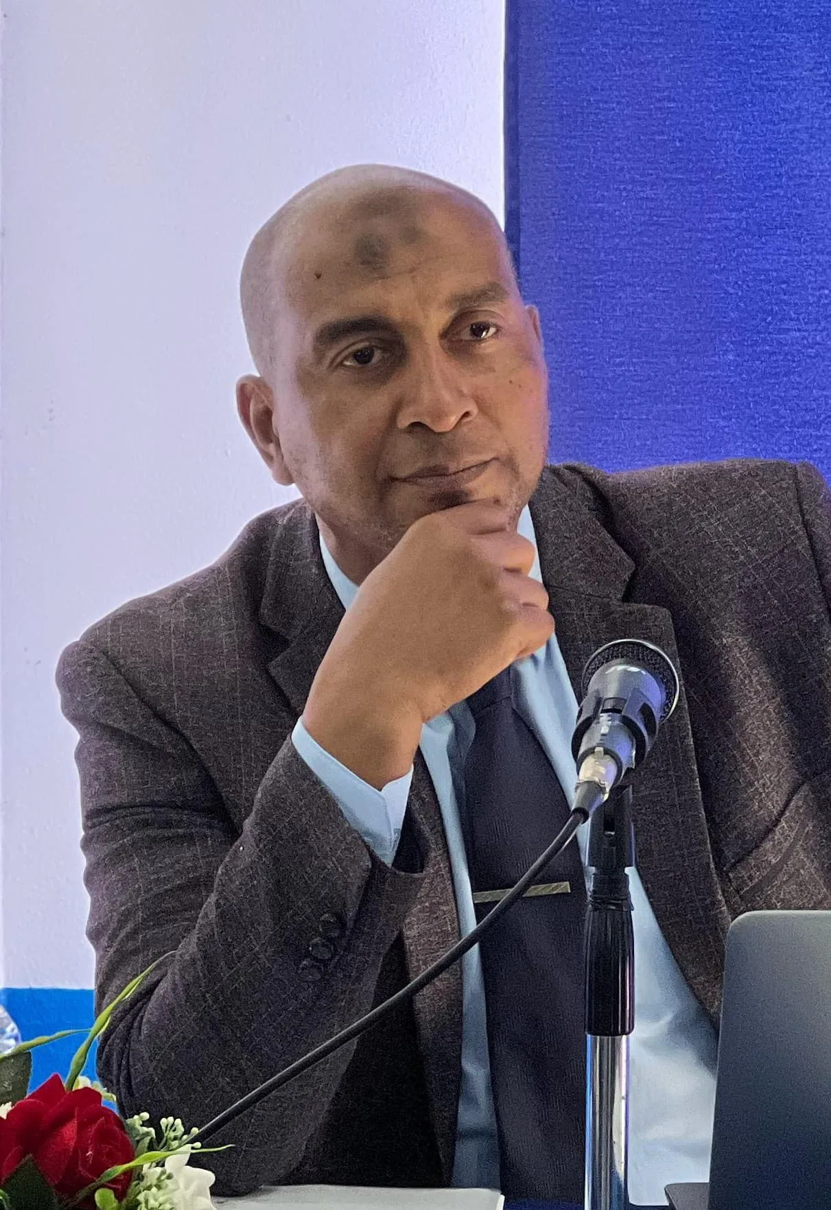 سجن الخُطبة: أئمة المساجد في المغرب بين الروتين والطقوس سجن الخُطبة: أئمة المساجد في المغرب بين الروتين والطقوس
