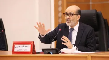 شوكي يتهم الأزمي بالتسبب في “تدمير” مدينة فاس ويشير إلى استهدافه لأخنوش من خلال حملات تضليلية