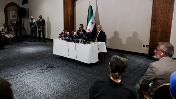 لجنة تحقيق تحدد قائمة المشتبه بهم في أحداث الساحل السوري لجنة تحقيق تحدد قائمة المشتبه بهم في أحداث الساحل السوري