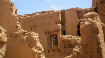 مجموعة بني زولي بقلعته التاريخية: رمز حضاري وهُوية ثقافية
