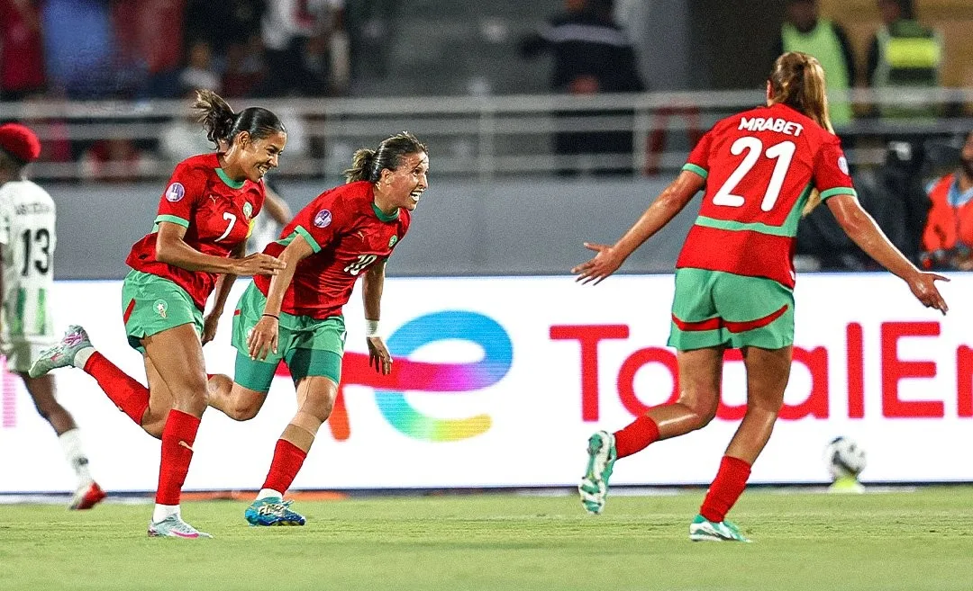 الملك يُهنئ الفريق النسائي على نجاحه في كأس إفريقيا الملك يُهنئ الفريق النسائي على نجاحه في كأس إفريقيا