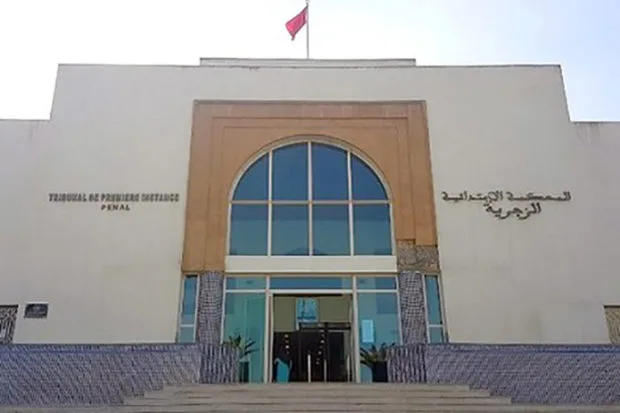 المدعي العام يكذب صحة الفيديوهات المتعلقة بوفاة هشام منداري. المدعي العام يكذب صحة الفيديوهات المتعلقة بوفاة هشام منداري.